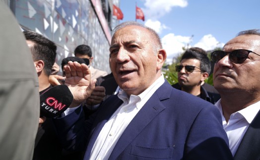 Kayyım Tekin'den 'FETÖ CHP'ye sızdı' iddiası