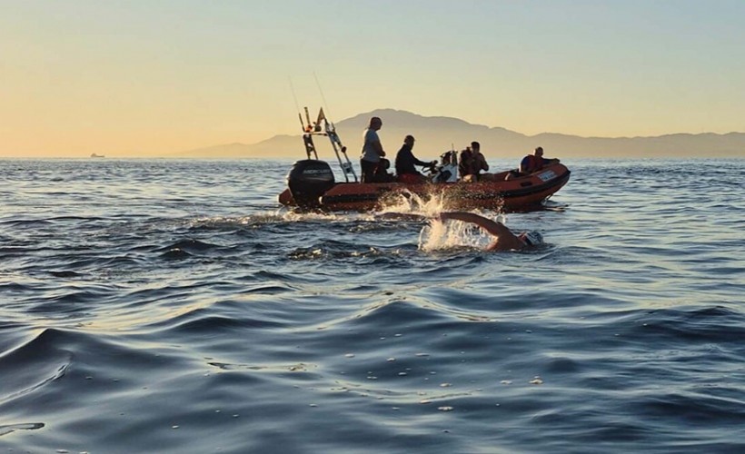 Otizmli ultra maraton yüzücüsü Tuna, Cebelitarık Boğazı'nı geçti
