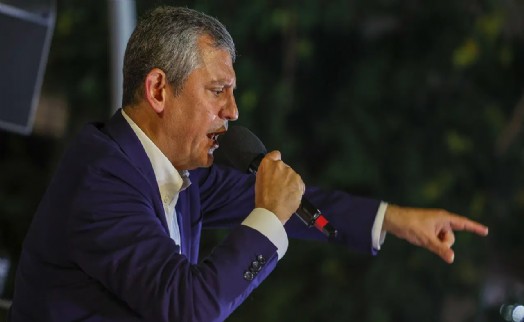 Özel'den İstanbullulara kritik çağrı: Saat verdi!