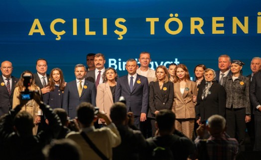 Özgür Özel, Ferdi Zeyrek Vakfı'nın açılışını yaptı!