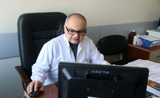 Prof. Dr. Akın: 'Erkeklerde ikinci en sık görülen kanser türü prostat'