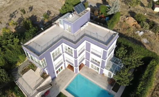 Şiddet ve istismarın belgelendiği İstanbul'daki özel bakım merkezi kapatıldı
