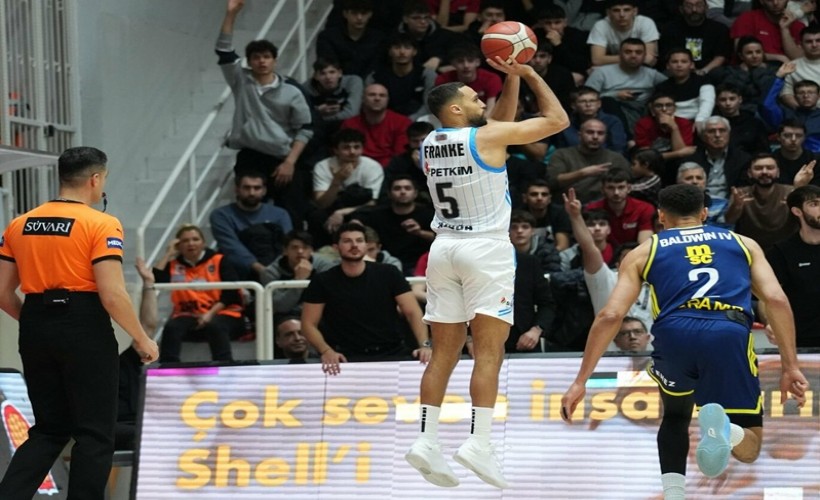 Aliağa Petkimspor, Fenerbahçe'ye yenildi