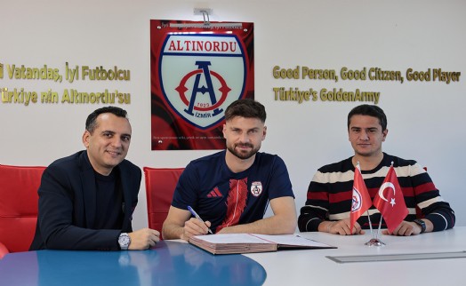 Altınordu'dan iki imza daha