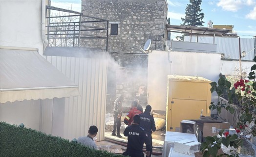 Bodrum'da geri dönüşüm deposunda yangın