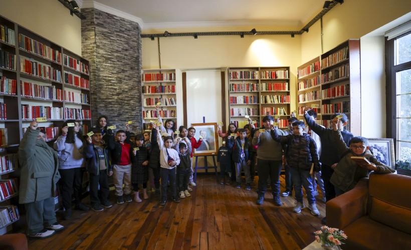 Bucalı çocuklar Cumhuriyet Kütüphanesi'ni keşfetti