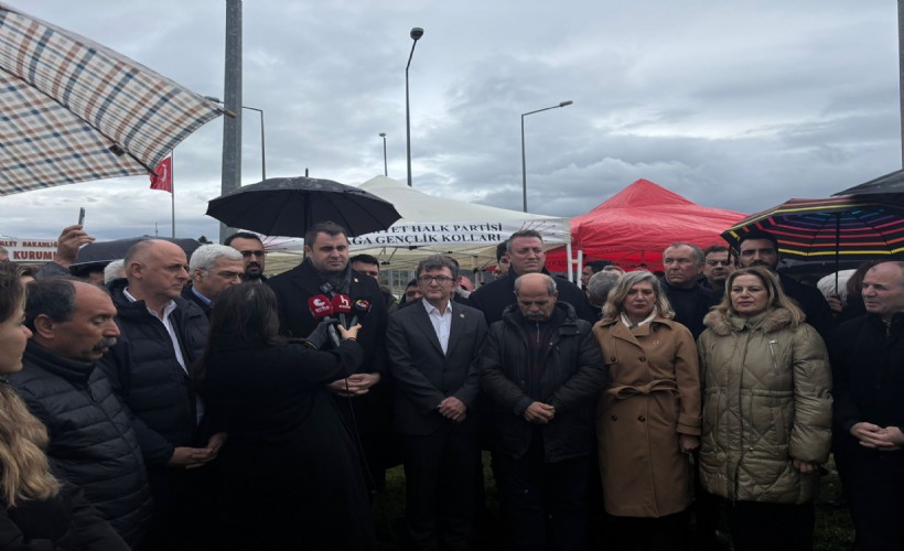 CHP İzmir’den tutuklu gençlere destek ziyareti: 'Bu bir gözdağı davası!'