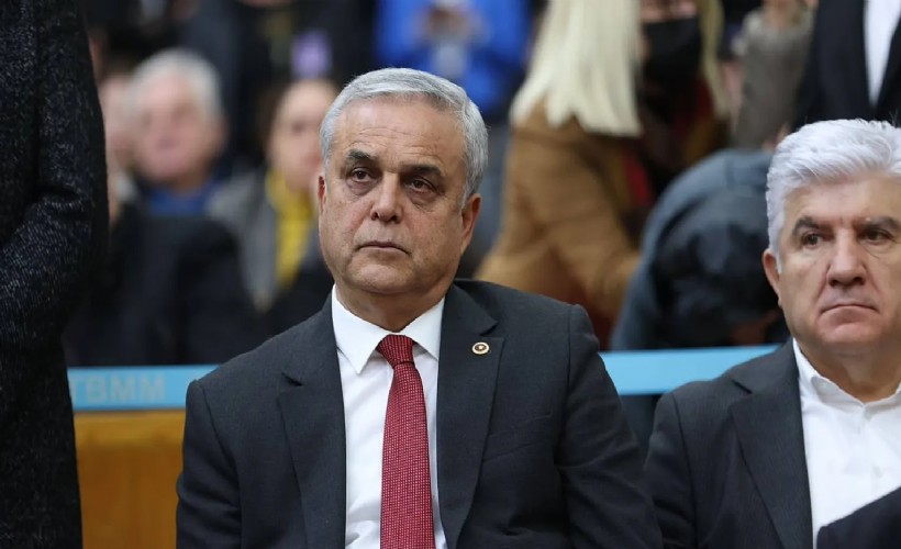 CHP'den istifa eden vekil AK Parti'ye geçiyor