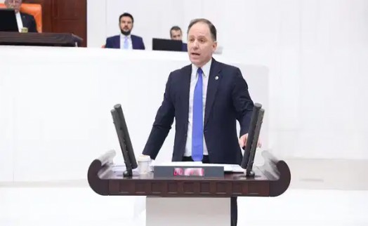 CHP'li Yavuzyılmaz 'ihbar ediyorum' diyerek açıkladı: 'AKP'nin ikinci Türk Telekom vurgunu!'