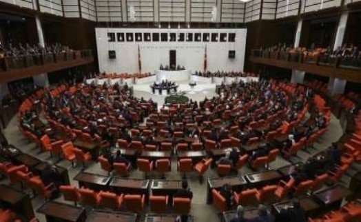 CHP'li vekiller Meclis'te saldırıya uğradı