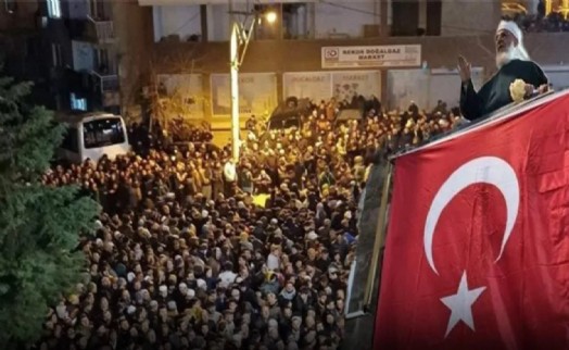 CHP'li Emir'den Menzil tepkisi: 'İzmir'deki görüntüler devlete açık meydan okumadır'