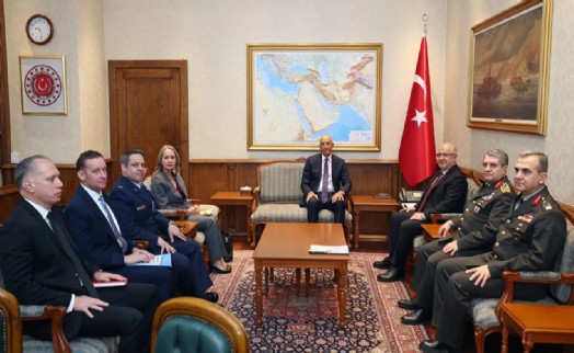 CHP'li Tan o fotoğrafa sert çıktı: Protokolü bilmeyen Dışişleri'nden öğrensin
