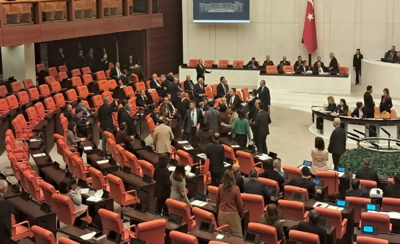 DEM Parti ve İYİ Parti arasında gerginlik: Buldan araya girdi, oturuma ara verdi