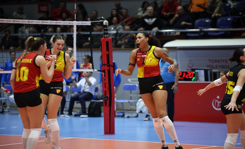 Göztepe evinde hata yapmadı: Aydın BŞB'yi set vermeden geçti