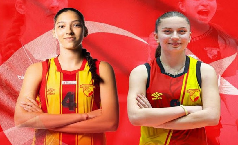Göztepe filesinde milli sevinç