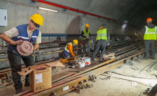 İzmir Metrosu'nda güvenlik için yoğun mesai