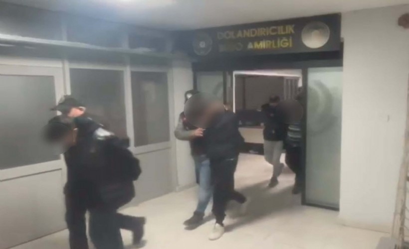 İzmir merkezi 'uzlaştırma' operasyonu: 15 tutuklama!