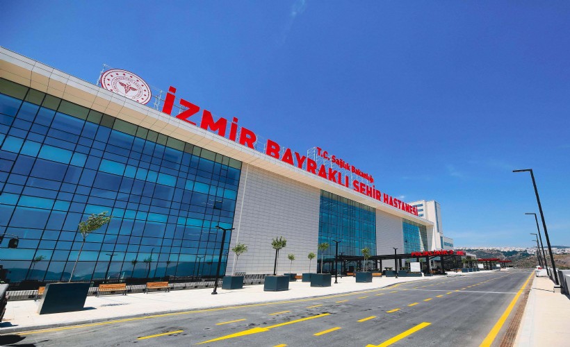 İzmir sağlıkta dünyaya açıldı: 110 bin hasta, 400 milyon dolar gelir