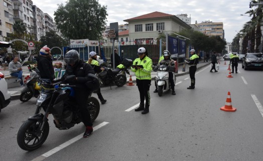 İzmir'de alarm veren rakam: Yaralamalı kazaların yüzde 62'sinde motosiklet var