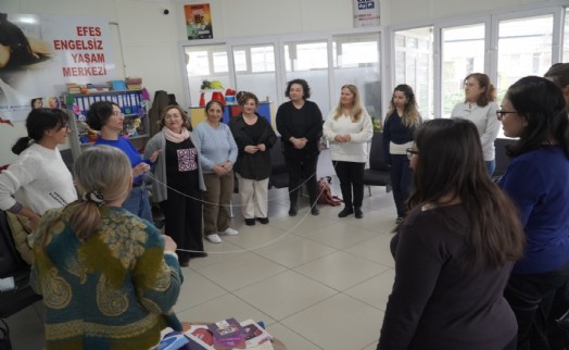 Kadının İnsan Hakları Eğitim Programı Efes Selçuk'ta başladı