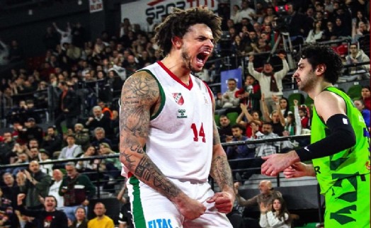 Karşıyaka basketbolda moral buldu
