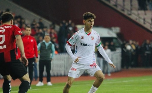 Karşıyaka'da Adem eski kulübüne de kazandıracak
