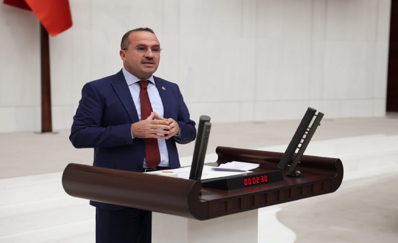 Kırkpınar’dan Tugay'a çok sert çıkış: Beceriksizliğini örtmek için Ankara’ya saldırıyor