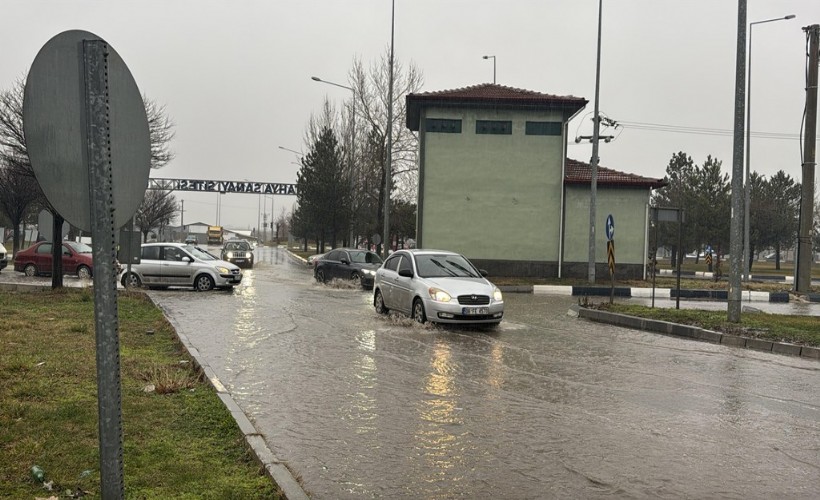 Kütahya’da sağanak etkili oldu