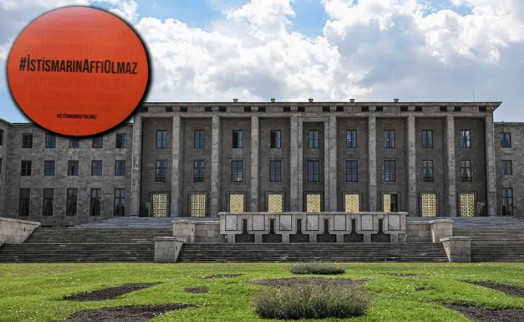 Meclis'teki taciz skandalı davası ertelendi: Gizlilik kararı olmamasına rağmen gazeteciler içeri alınmadı!