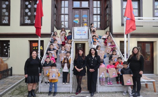 ‘Mutlu Çocuklar'da karne heyecanı