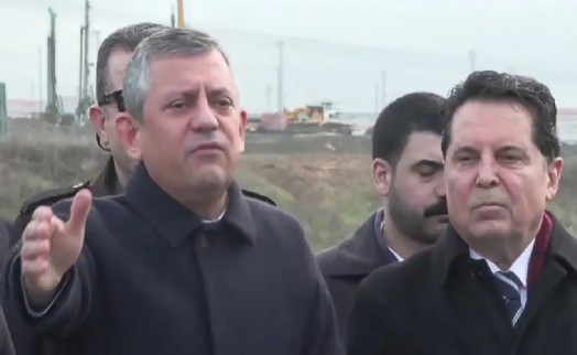 Özel'den 'Ahmet Özer' kararı için çok sert tepki: 'Bu artık soytarılık!'