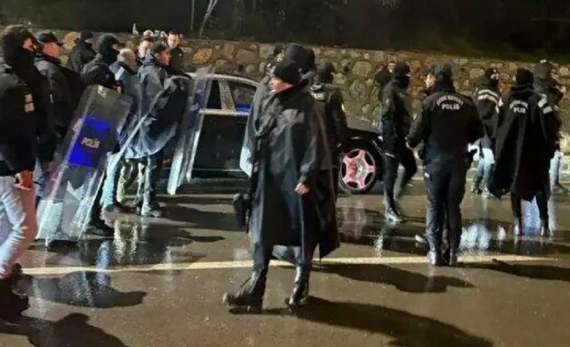 Trabzonspor Başkanı Ertuğrul Doğan'ın aracına maç sonu saldırı!