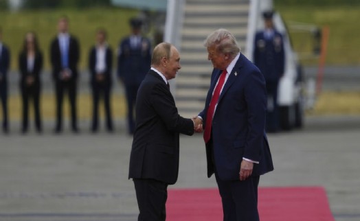 Trump rica etti, Putin kabul etti: Rusya o tarihe kadar saldırmayacak