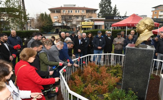 Uğur Mumcu Çiğli'de anıldı