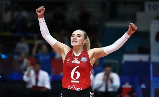 Ünlülere operasyon sürüyor.. Milli Voleybolcu Derya Çayırgan gözaltına alındı!