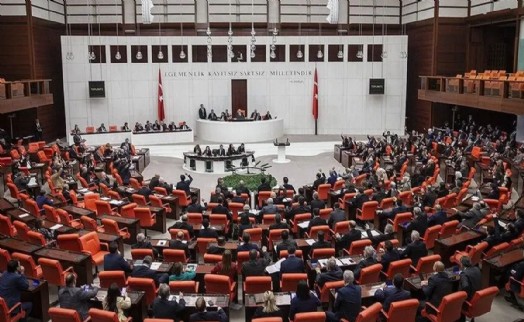 'Fon kanun teklifi' TBMM'de kabul edilerek yasalaştı!