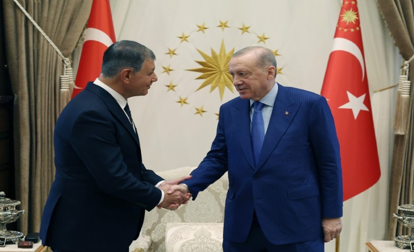 'Meclis'te muhalefet tepki gösterir' diye AK Parti yeni formül buldu: Cemil Tugay'a rozet genel merkezde takılacak