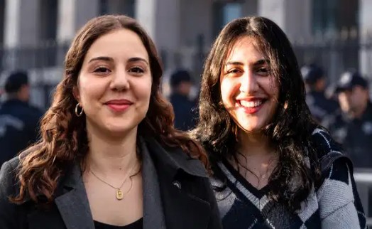 'Yusuf Tekin istifa' pankartı nedeniyle tutuklanmışlardı: İki öğrenci tahliye edildi!
