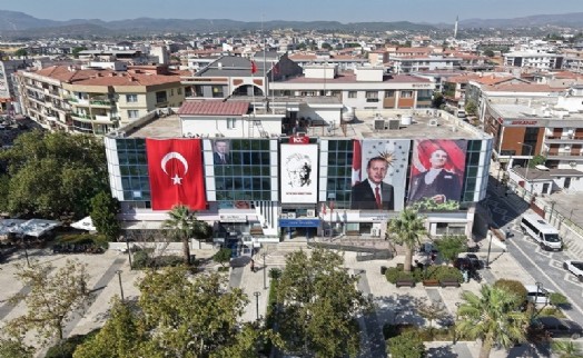 29 Ekim coşkusu Menderes'te yaşanacak