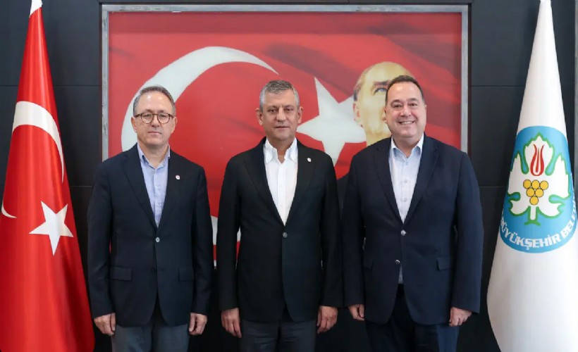 AK Parti iddialarını yalanlamıştı: Dutlulu, Özgür Özel ile bir araya geldi