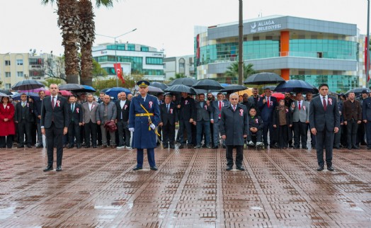 Aliağa'da Cumhuriyet Bayramı kutlamaları başladı