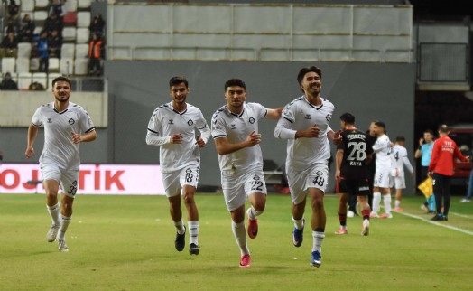 Altay, Atatürk Stadı'nda çıkış peşinde