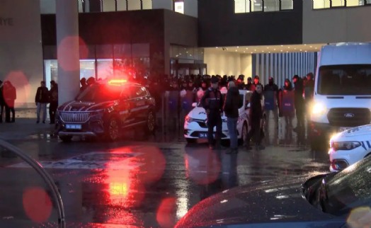 Bakırköy Belediyesi'ne operasyon: Çok sayıda gözaltı kararı var