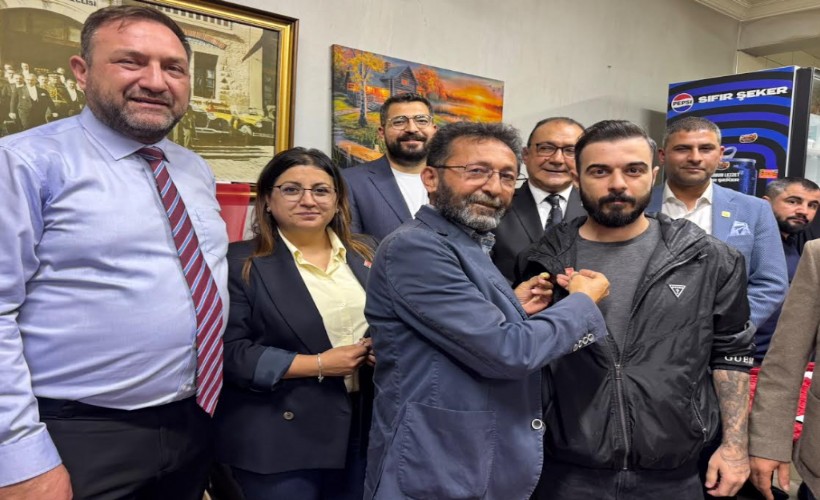 Bayraklı’da yeni üyeler CHP’ye katıldı