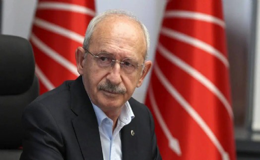 CHP'de işten çıkarmalar sürüyor: Eşleri YENİ Parti'de işe başladı