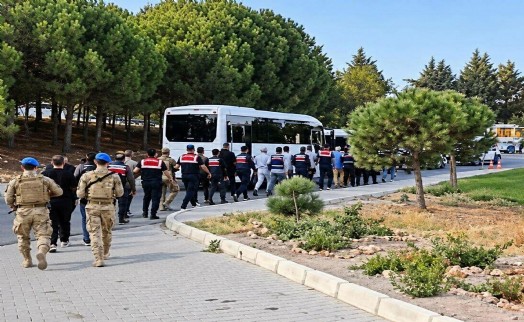 Çeşme Belediyesi operasyonunda yeni gelişme! Şüpheliler adliyede