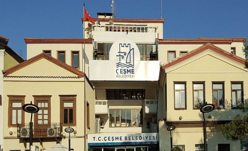 Çeşme Belediyesi’ne operasyon: 12 şüpheli hakkında işlem, belediye yöneticileri gözaltında