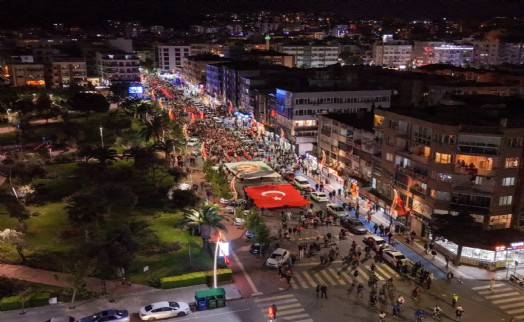 Cumhuriyet'in 103. yılı Aliağa'da coşkuyla kutlandı