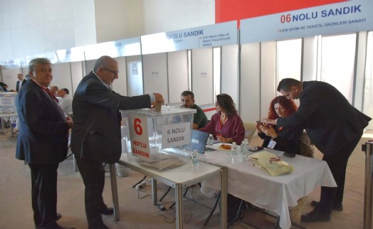 EBSO'da meslek komitesi ve meclis üyeleri için seçim günü