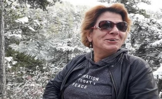 Elektrikli bisikletteki kadına çarptı kaçtı: 1 ölü